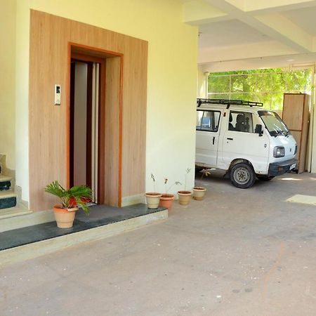 Hari Iyer Residency Hotel Tiruchchendūr Екстериор снимка