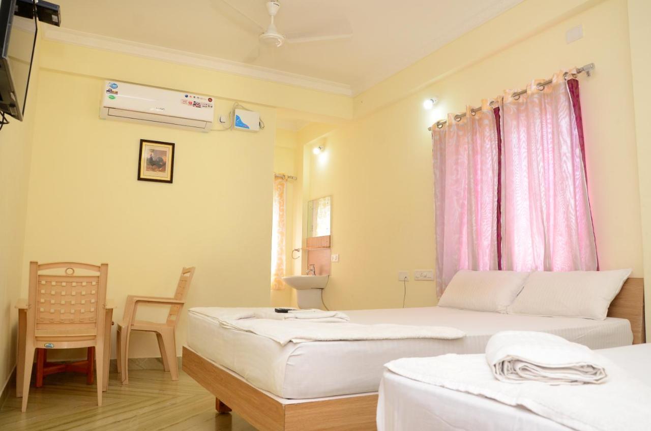 Hari Iyer Residency Hotel Tiruchchendūr Екстериор снимка