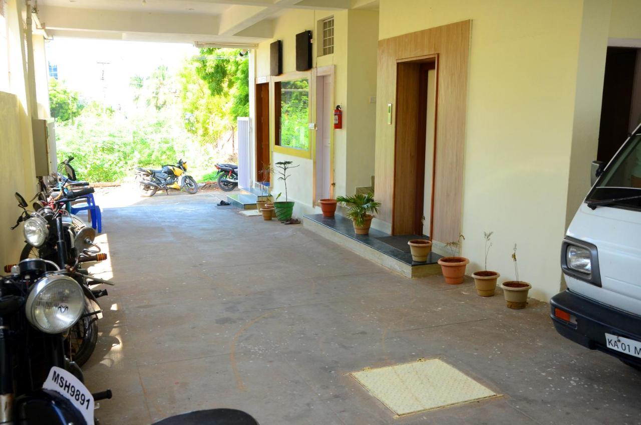 Hari Iyer Residency Hotel Tiruchchendūr Екстериор снимка