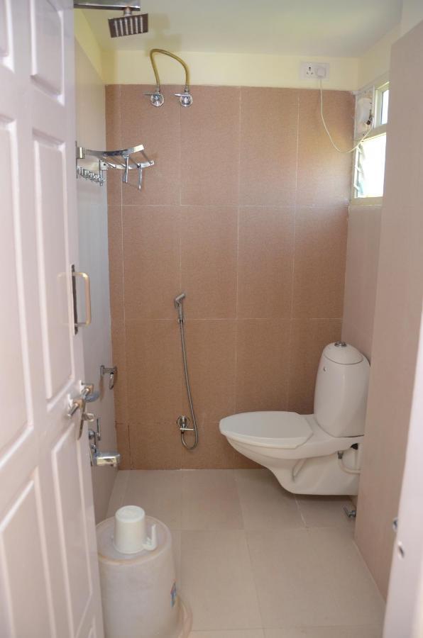 Hari Iyer Residency Hotel Tiruchchendūr Екстериор снимка